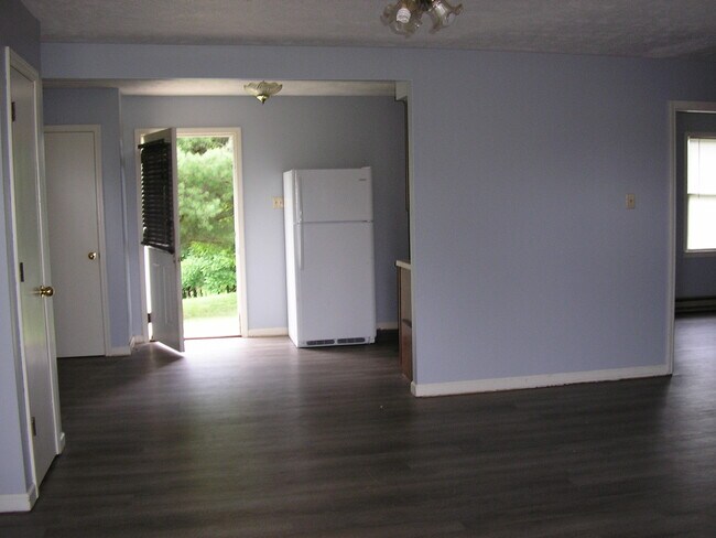 Building Photo - 3812 Charlie Moran Hwy