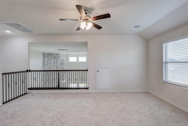 Building Photo - 11120 Canyon Oak St