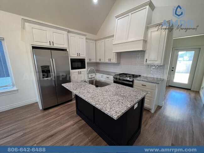 Building Photo - Easy Living with AMRR: Beautiful 4-Bedroom Home Near HEB