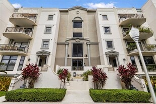 Building Photo - 1650 Galiano St