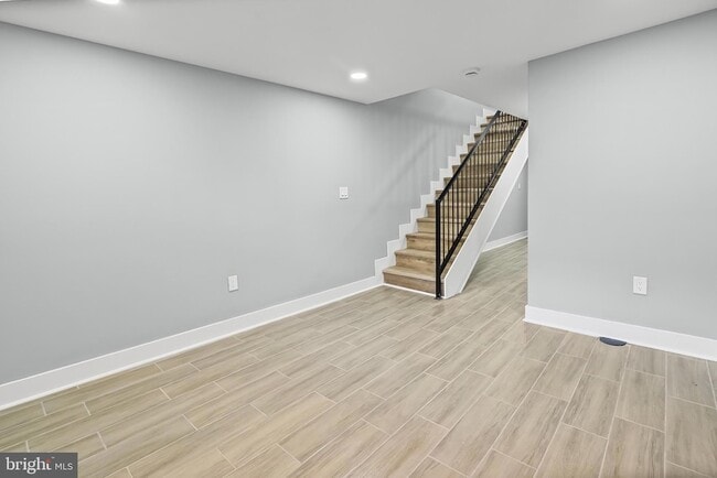 Building Photo - 1607 E Lanvale St