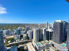 Building Photo - 1000 Brickell Plaza