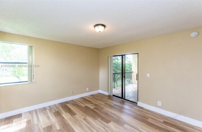 Building Photo - 5721 Riverside Dr