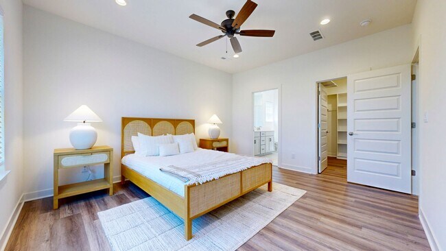 Building Photo - Gorgeous 4 Bedroom Coming March!! Spring Hill Schools!