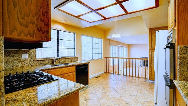 Building Photo - 7202 Ruby Ct