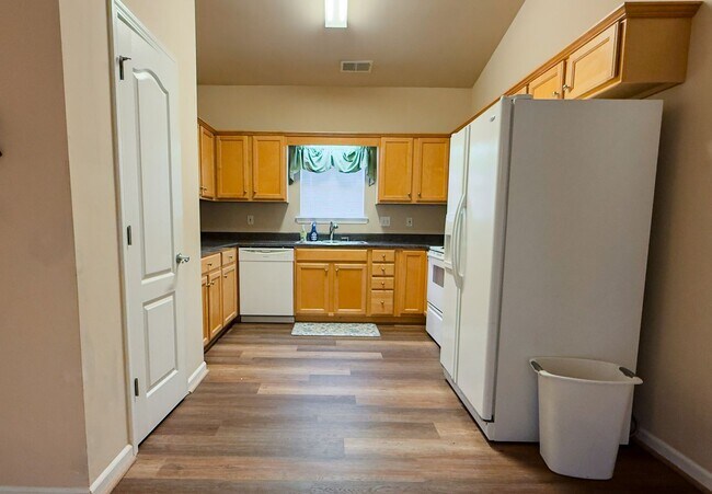 Building Photo - Home For Rent - Letson Farms