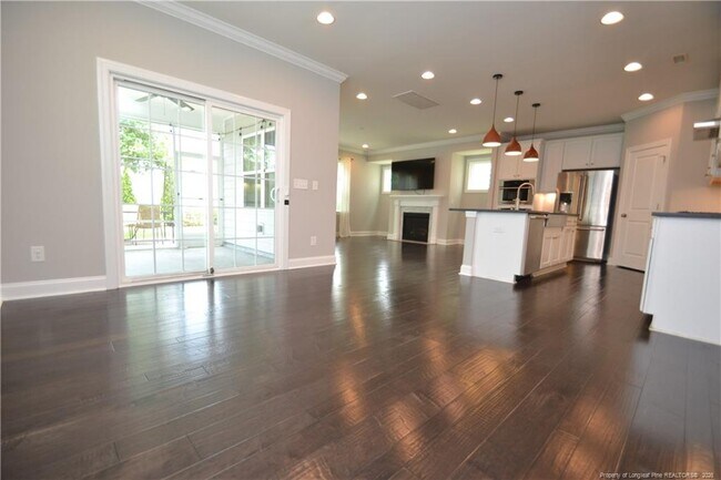 Building Photo - 977 Bristol Bridge Dr