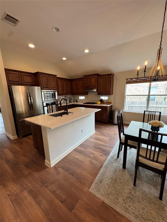 Building Photo - 621 Basie Bend