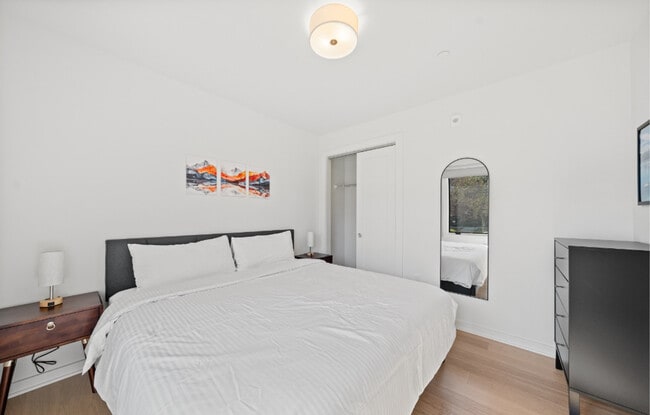 Building Photo - 2216 40th Pl NW