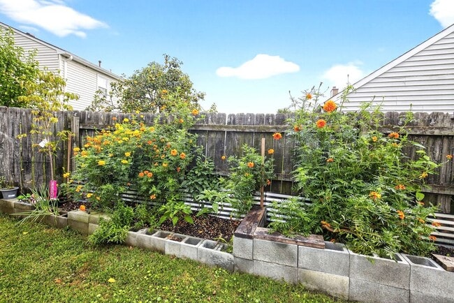 Building Photo - 1912 Bunnell Ct