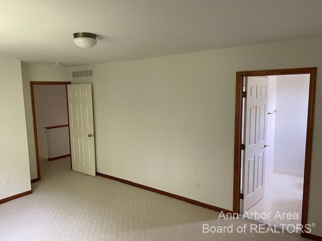 Building Photo - 3144 Dunwoodie Rd
