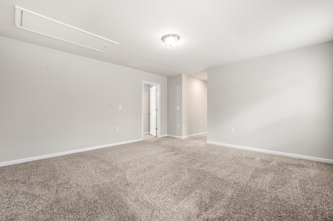 Building Photo - 4008 Passenger Pl