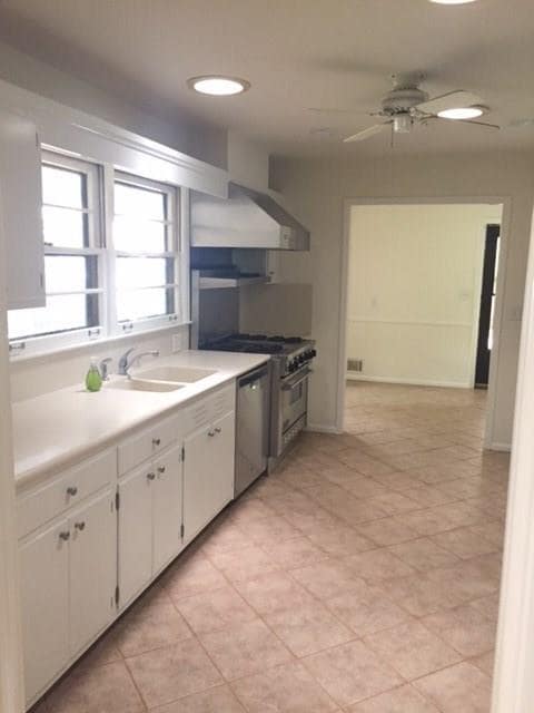 Building Photo - 274 Land O Lakes Ct NE