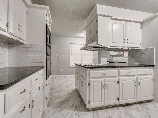 Building Photo - 6109 Kingston Rd