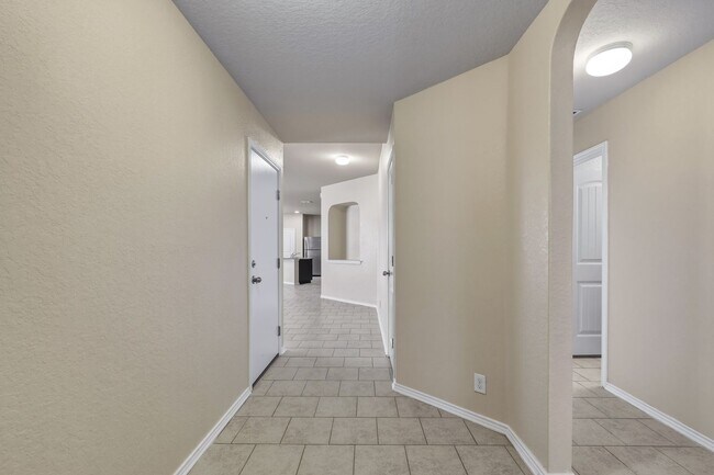 Building Photo - Large one story in Valley Ranch