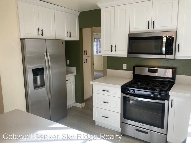 Building Photo - 4 br, 2 bath House - 27443 School Dr