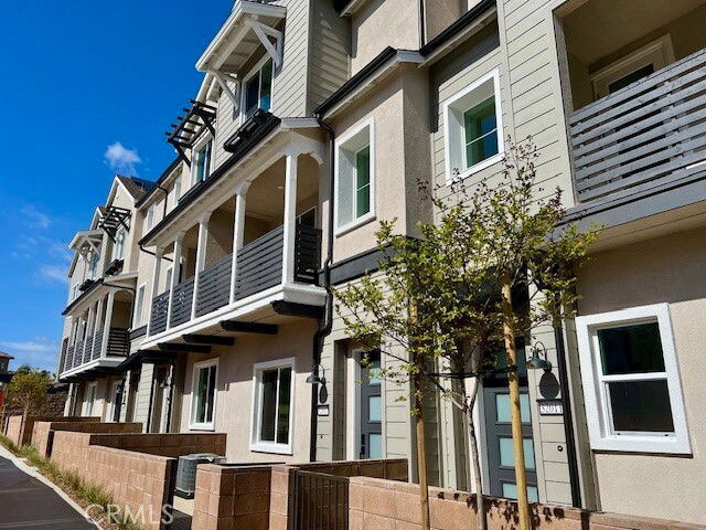 Building Photo - 32007 P.º Deriva