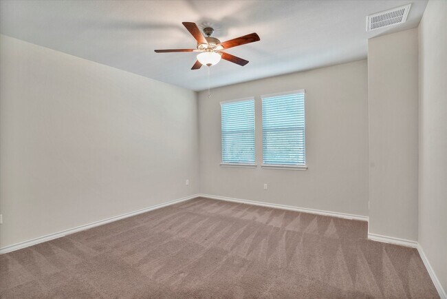 Building Photo - 5412 Golden Canary Ln