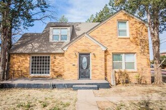 Building Photo - 1602 Avenue X