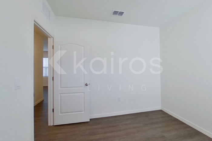 Building Photo - 32125 Katelin Cir