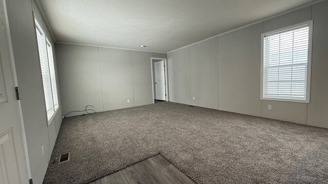 Building Photo - 38037 Chilver Ave