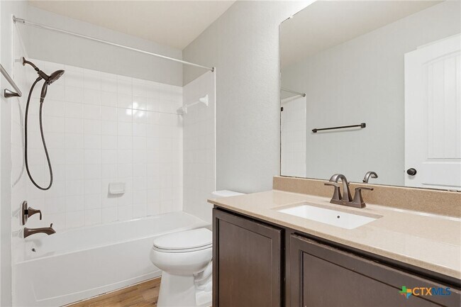 Building Photo - 822 Terra Cotta Ct