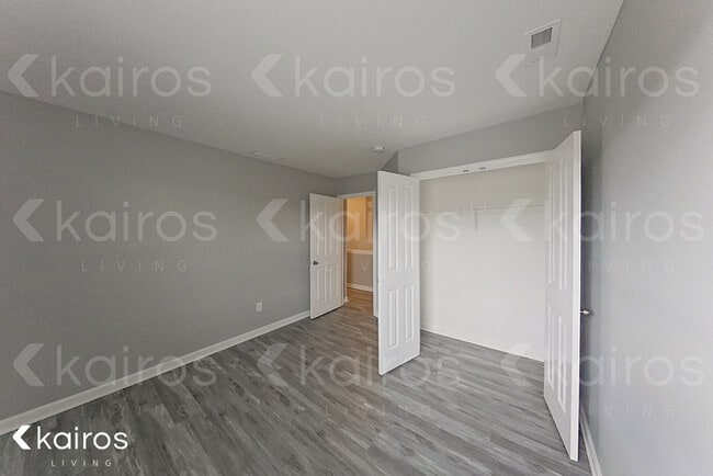 Building Photo - 18756 Weihe Ln