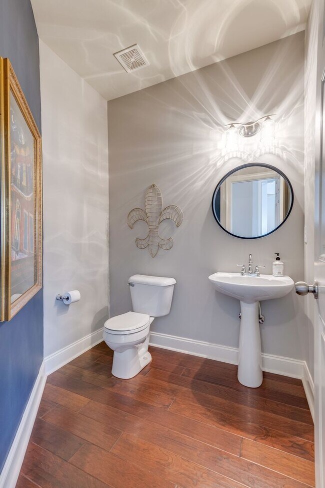 Building Photo - Spotless 5BR/3.5BA rental home, Meade of A...