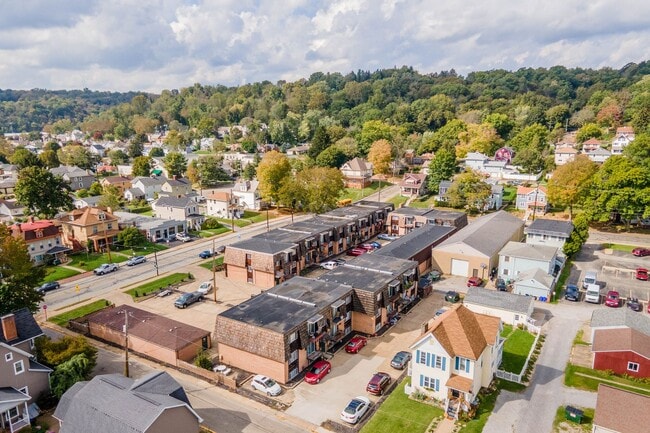 Building Photo - New 1 Bedroom 1 Bathroom apartment located in Beaver, PA!!