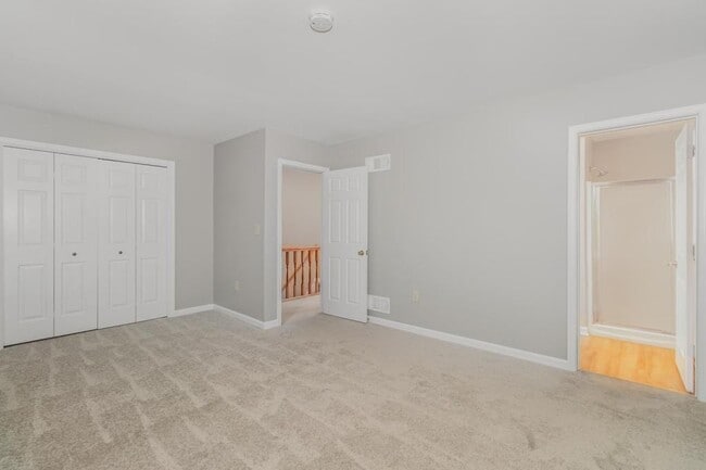 Building Photo - 618 Park Ridge Dr