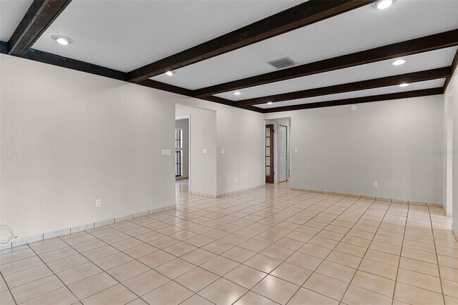 Building Photo - 8208 La Serena Dr