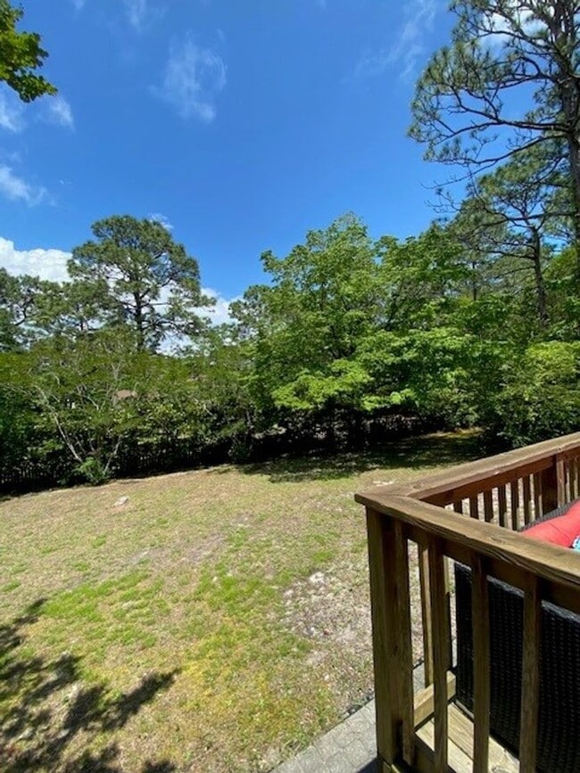 Building Photo - Welcome to this stunning fully furnished 4...