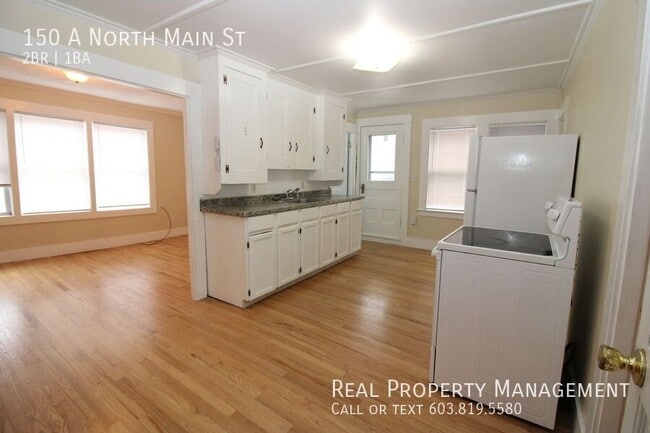 Building Photo - 150 N Main St