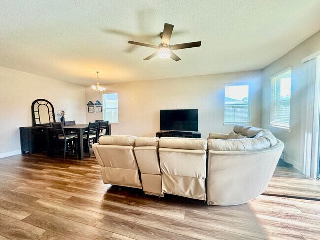 Building Photo - 1256 Potenza Dr