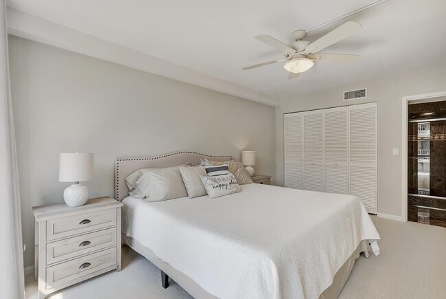 Building Photo - 3200 S Ocean Blvd