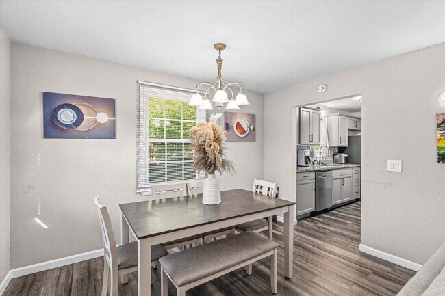 Building Photo - FULLY FURNISHED NORTH AUGUSTA HOME