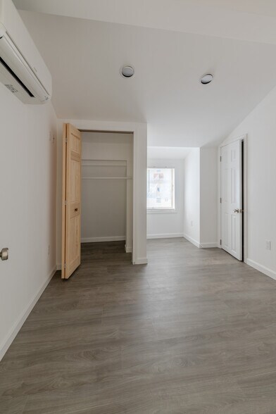 2nd bedroom - 56 Pine St