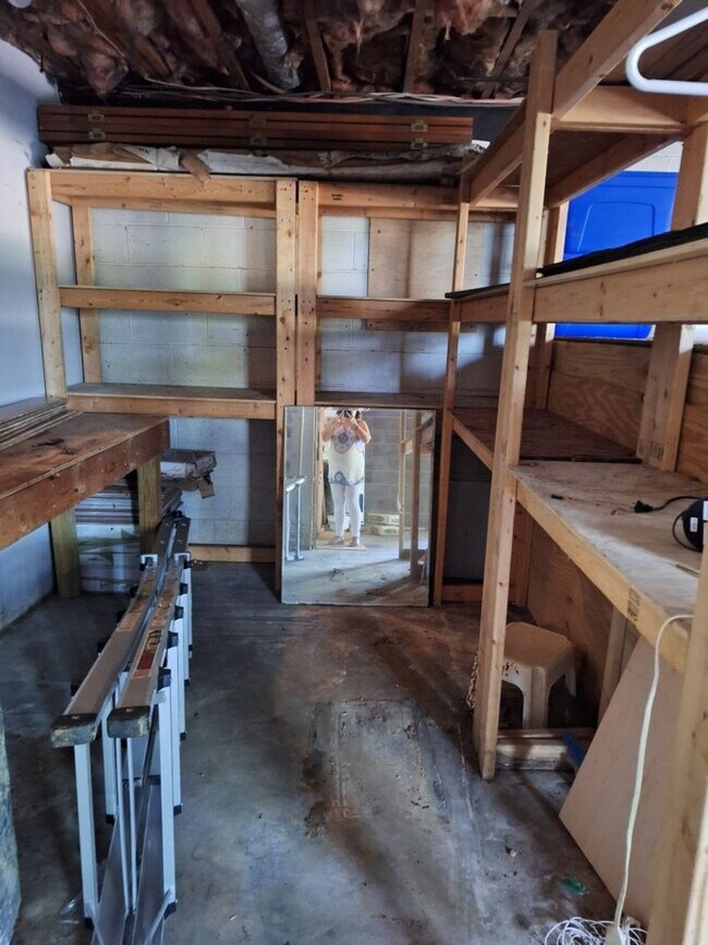 Building Photo - Basement Rancher located in Farragut