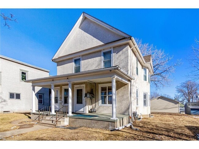 Building Photo - 2222 N Girard Ave