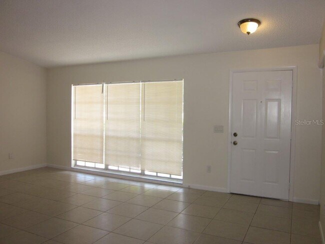 Building Photo - 5020 Landsman Ave