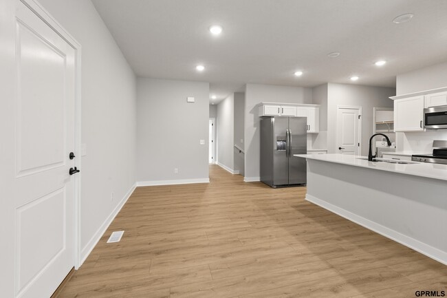 Building Photo - 12811 S 45th Ter