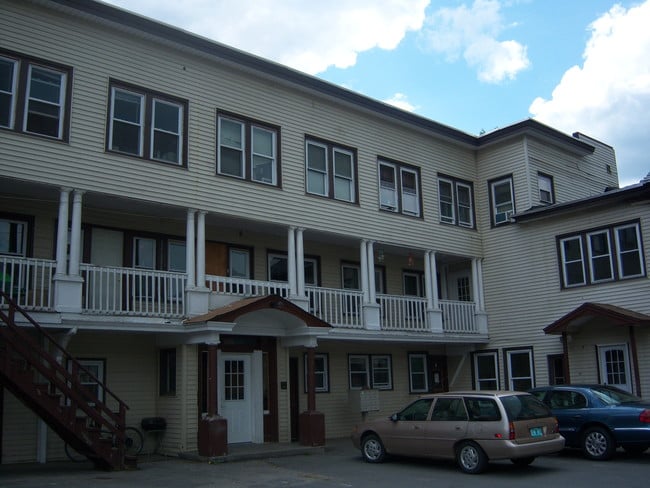 Building Photo - 23 S Main St