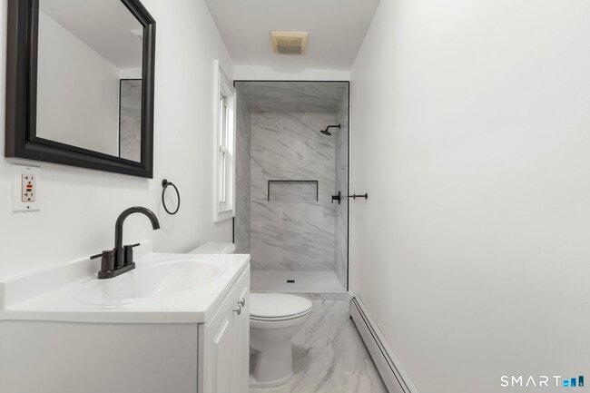 Building Photo - 48 Lockwood Ave