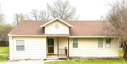 Building Photo - 128 Lakeview Terrace