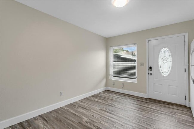 Building Photo - 4510 La Capri Ct