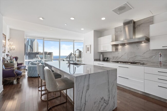 Building Photo - 401 N Wabash Ave