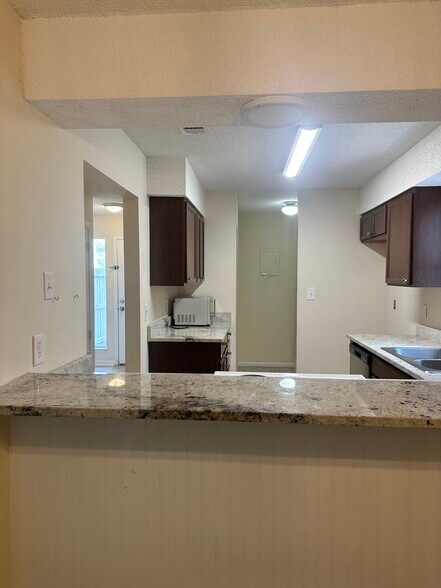 Building Photo - 339 Woodham Ct