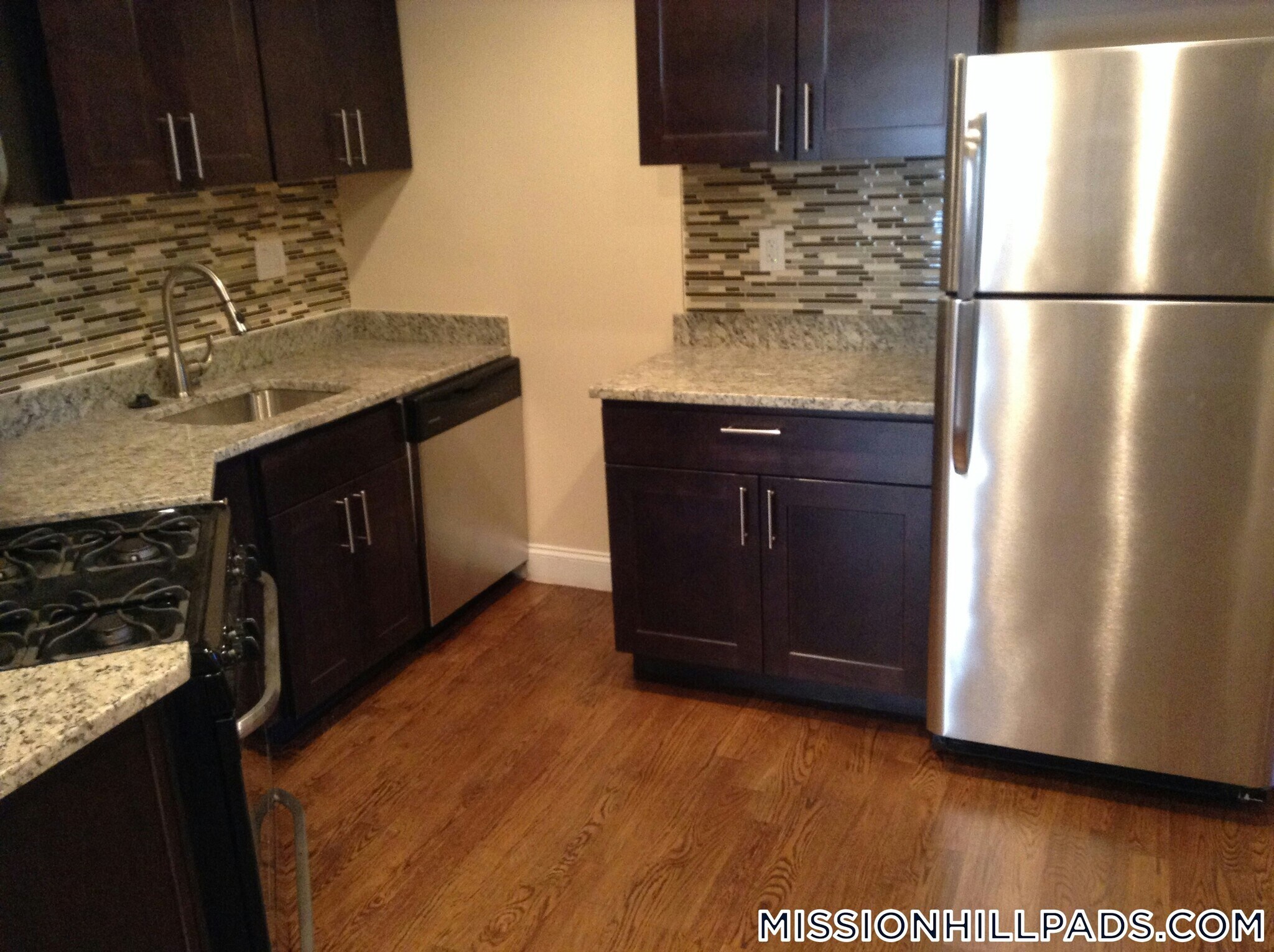 Building Photo - 2975 Washington St