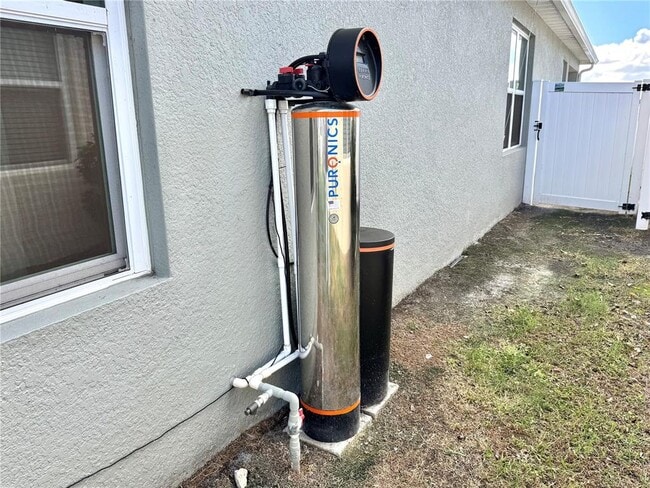 Building Photo - 1780 Walnut Crk Dr