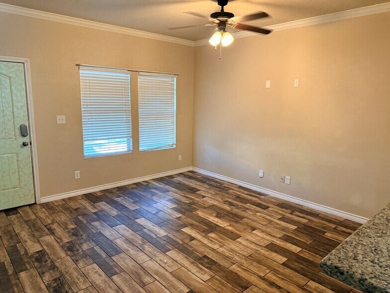 Building Photo - 7212 Barksdale Ln